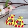 Ohrstecker Polymer Clay abgerundestes Dreieck Gelb Fuchsia gemustert