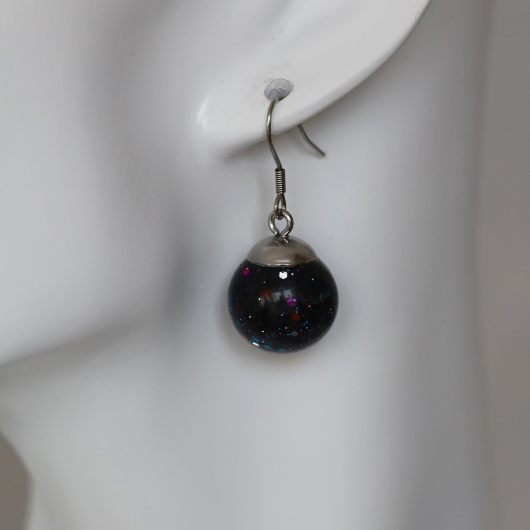 Ohrringe aus Resin handgefertigte Perlen mit Glitzer Schwarz
