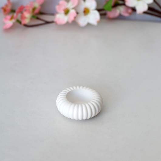 Mini Kerzenhalter aus Keracraft weiss